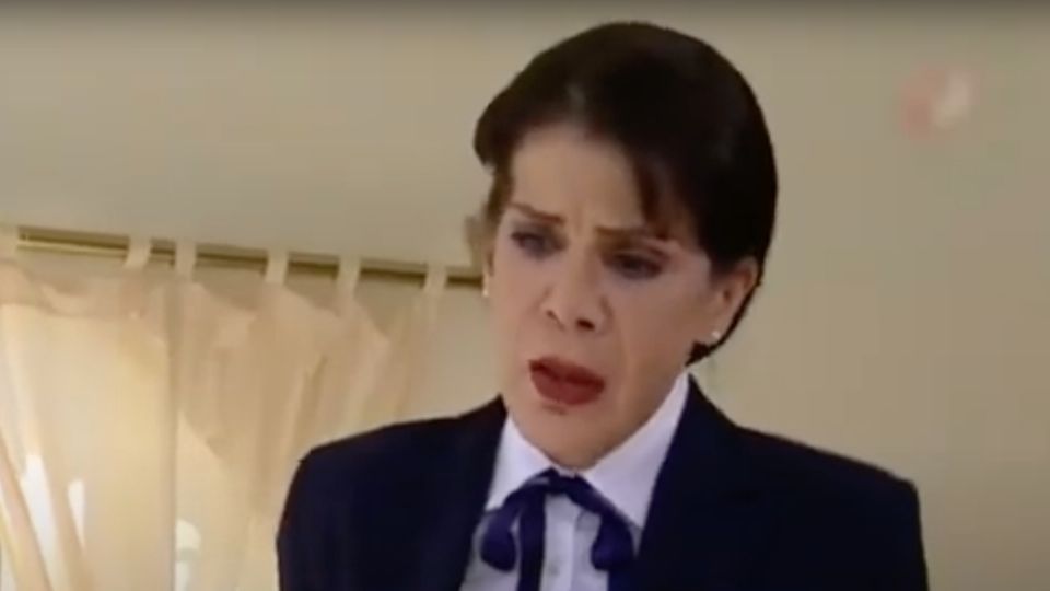 ¿De qué murió Renata Flores?