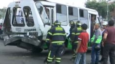 Choque entre microbuses en Iztapalapa deja al menos 11 lesionados, 4 son menores de edad