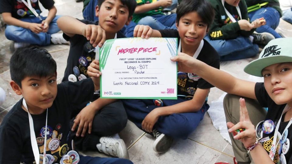 Los jóvenes recibieron reconocimientos por su participación