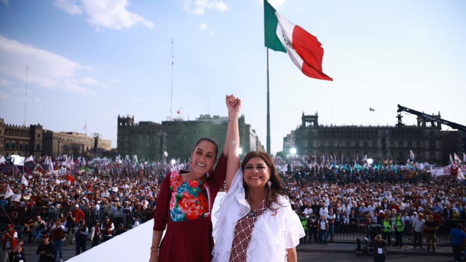 ¿Qué hay detrás de la fotografía de Claudia Sheinbaum y Clara Brugada?