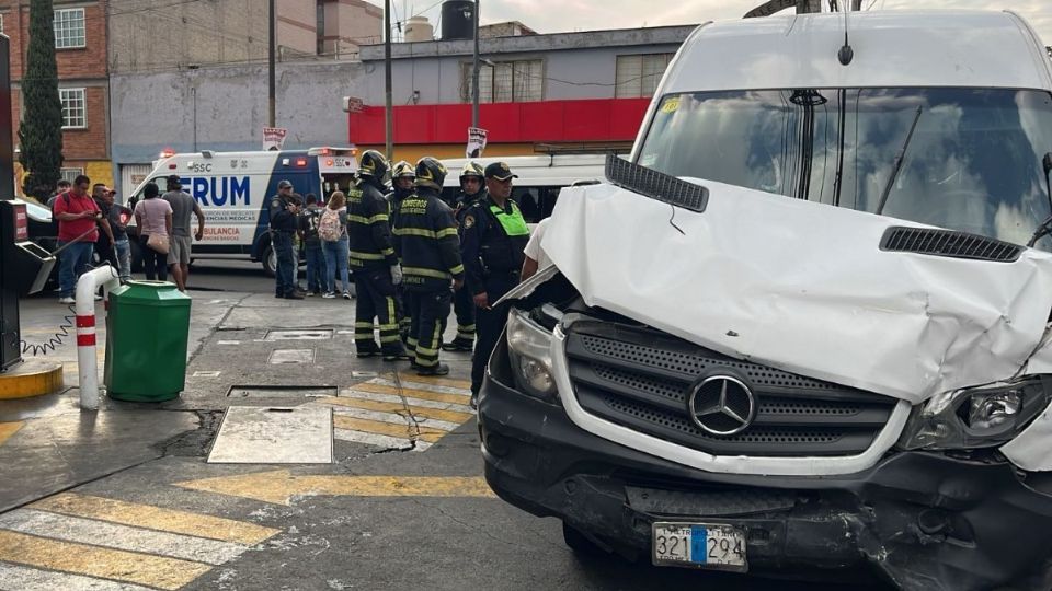 Choque en calzada Zaragoza deja 11 heridos