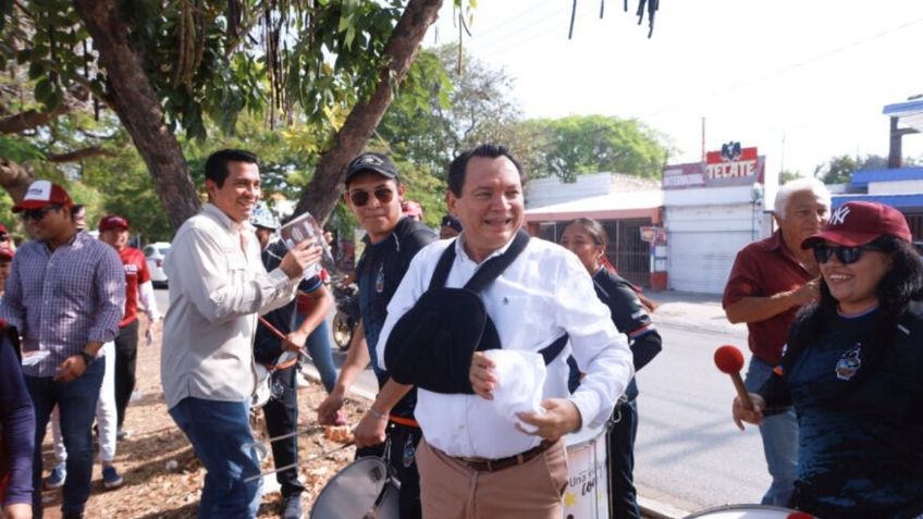 Va "Huacho" Díaz por federalización de servicios de salud en Yucatán con IMSS Bienestar