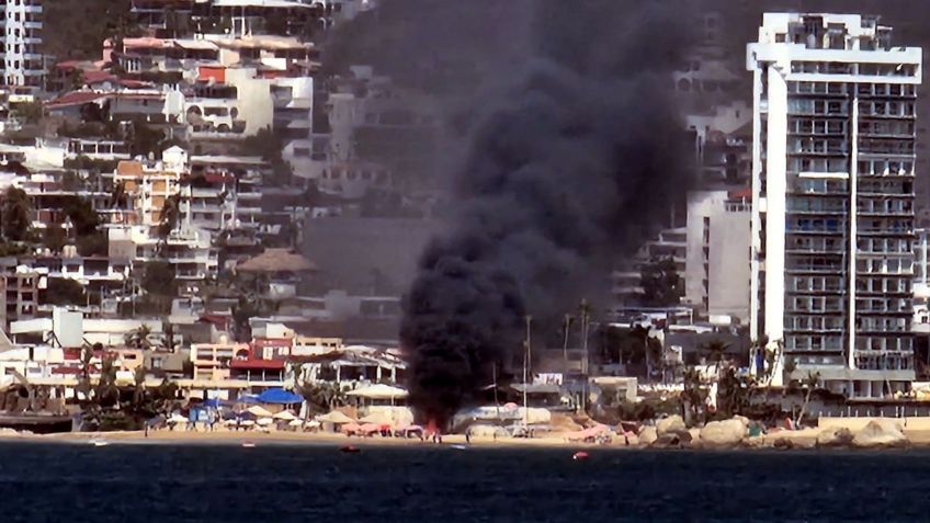 Se registra incendio en La Diana Cazadora de Acapulco, Guerrero