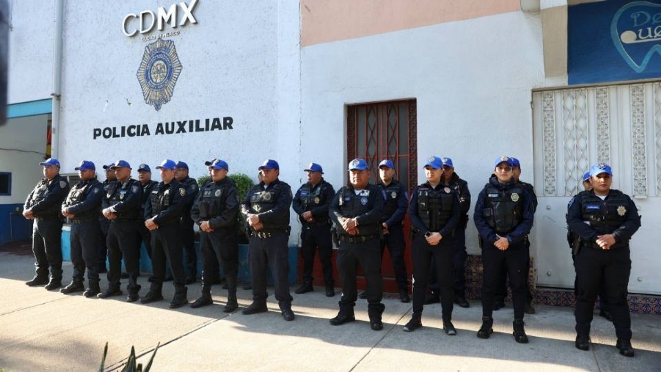 Con los trabajos de chatarrización la alcaldía Coyoacán continúa con la liberación de vialidades y recuperando el espacio urbano