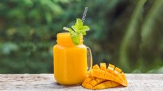 La bebida sabor mango con chile más refrescante del verano que te quita el calor y es perfecta para todas las comidas