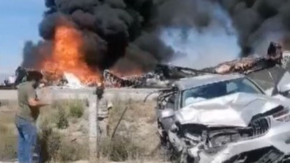 Incendio en carretera por choque múltiple en SLP