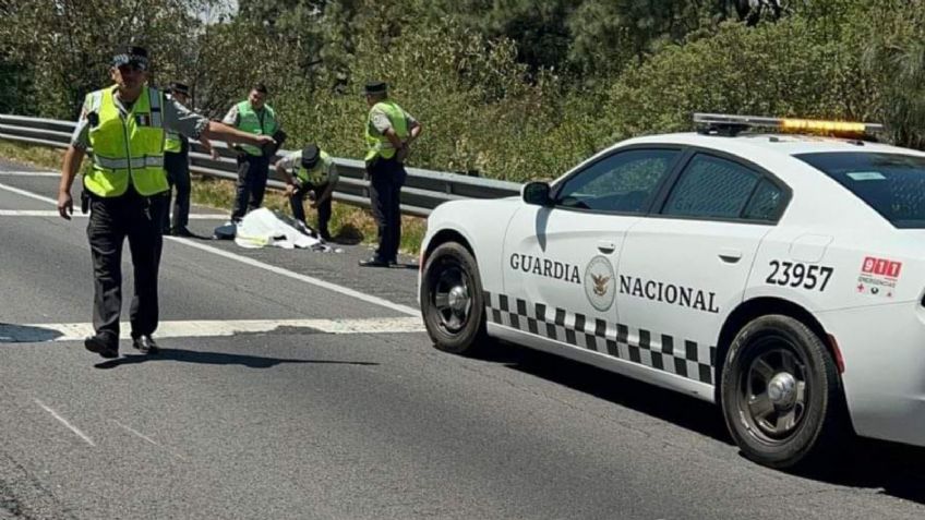 Accidente de motociclistas en la México-Cuernavaca deja una persona muerta y otra herida