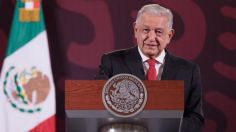 AMLO exhibe encuesta de popularidad que le favorece en medio de veda electoral