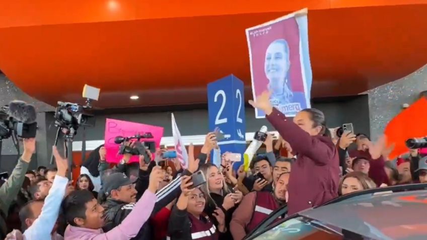 Claudia Sheinbaum arriba a Ciudad Juárez arropada por los simpatizantes de la Cuarta Transformación