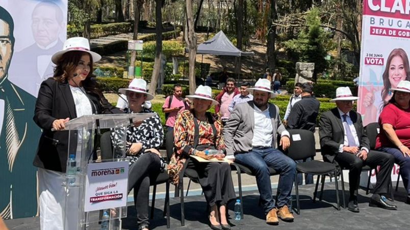 Clara Brugada, candidata a jefa de Gobierno, encabeza homenaje a Benito Juárez en el Parque Hundido de la CDMX