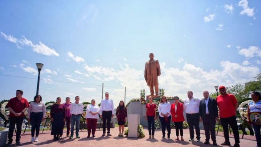 Claudia Sheinbaum rinde homenaje a Benito Juárez desde Nuevo León