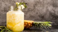 Así puedes preparar un licuado de piña y apio perfecto para bajar de peso