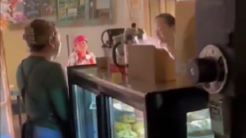 VIDEO | Extranjera agrede a trabajadora de una cafetería en Guanajuato; la exhiben en redes