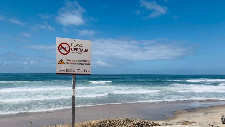 Colocaron letreros por cierre precautorio en dichas playas.