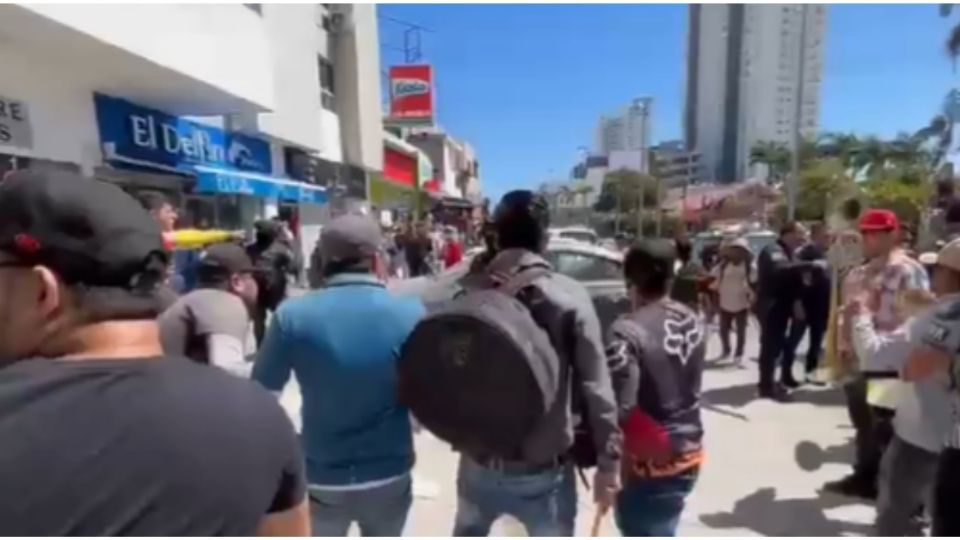 Los uniformados se confrontaron con la manifestación