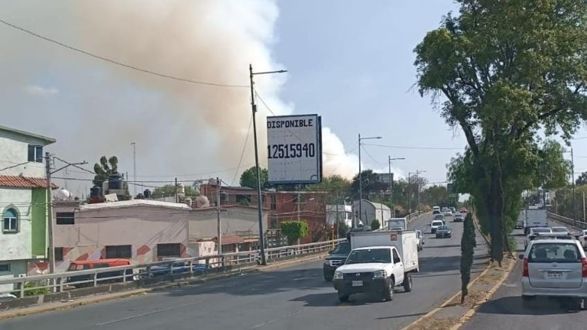 Se reactiva incendio en Vaso Regulador "El Cristo" en Naucalpan; evacúan a trabajadores de fábricas