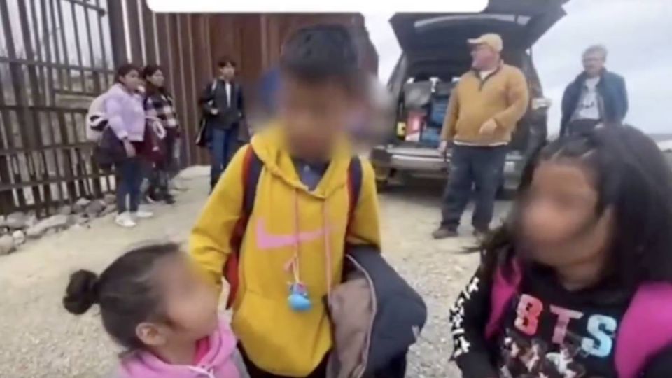 Los 3 niños de Atlixco fueron dejados en la frontera con EU.