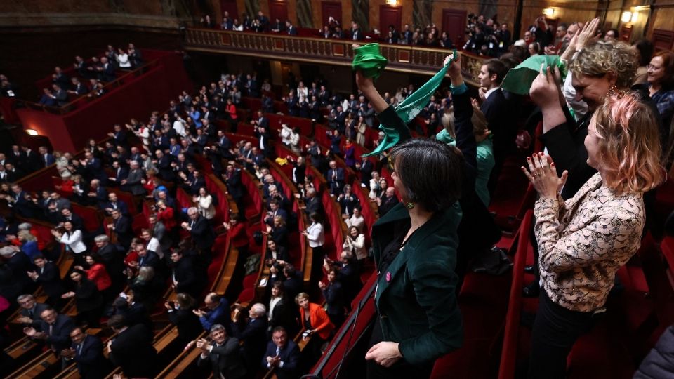 Congreso en Francia, derecho al aborto