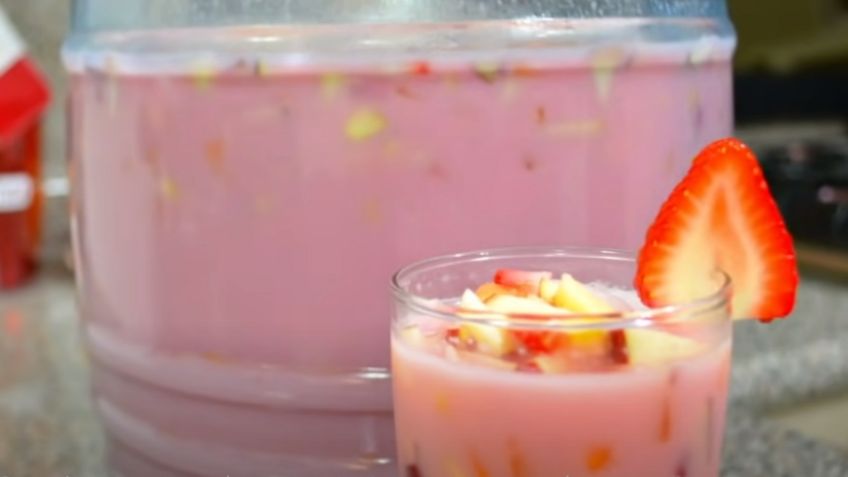 Aprende a preparar una deliciosa agua de frutas para los días calurosos