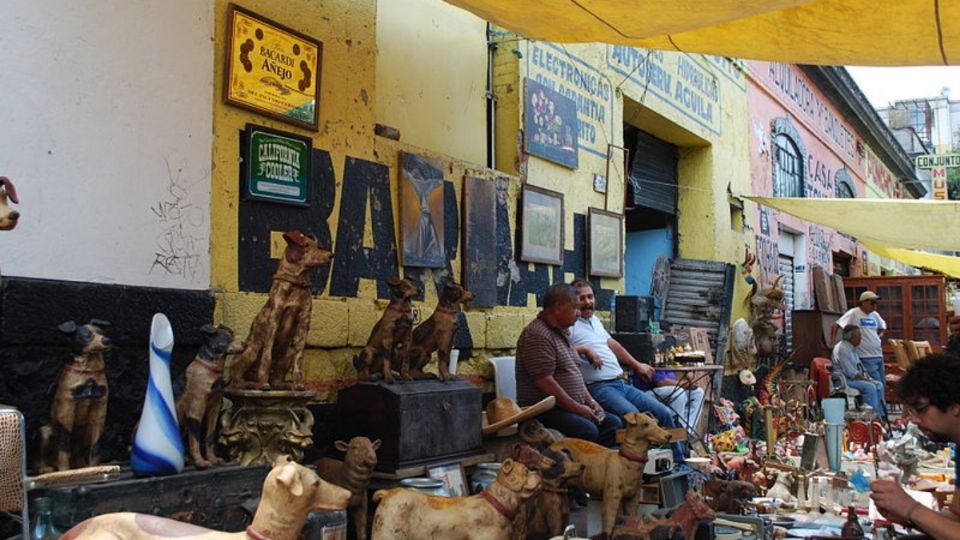 La Lagunilla es uno de los tianguis más famosos para comprar cosas de segunda mano.