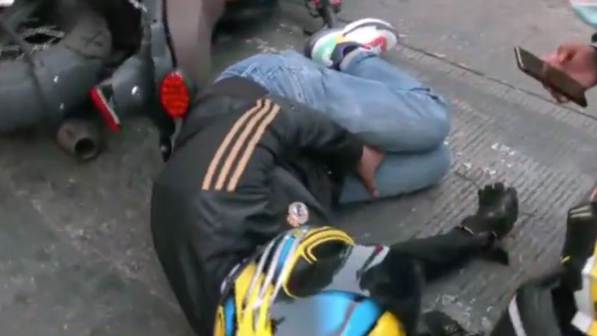 Metrobús de Línea 3 atropella a motociclista en estación Dr. Márquez