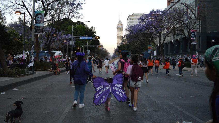 FOTOS: participan 180 mil personas en marcha por el 8M en la Ciudad de México