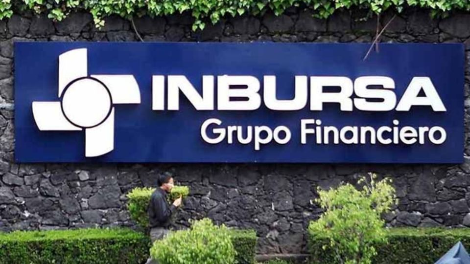 Grupo Financiero Inbursa crece en el mercado automotriz.