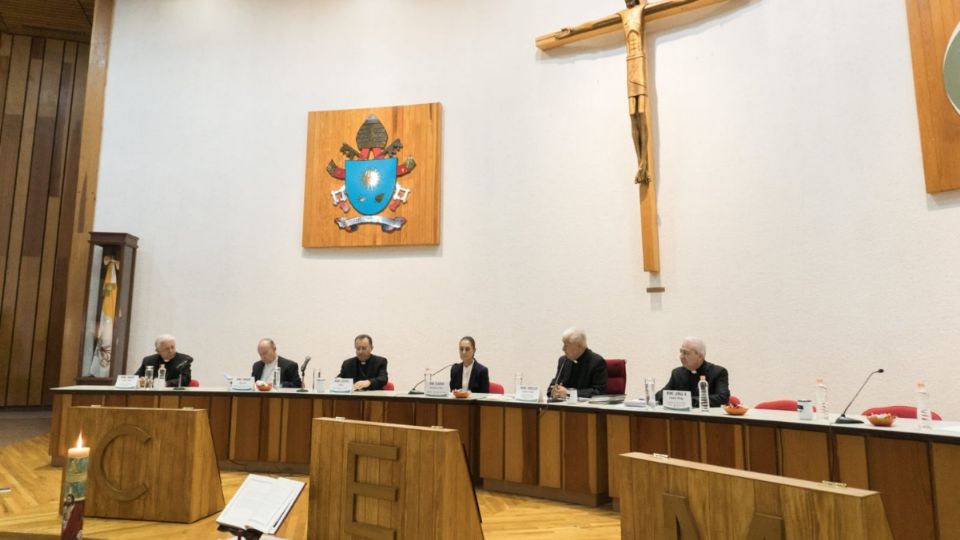 Reunión de la candidata presidencial Claudia Sheinbaum con miembros de la Conferencia del Episcopado Mexicano