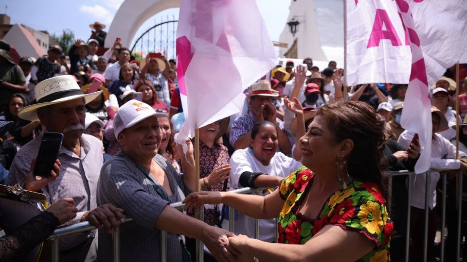 Clara Brugada, candidata de 'Seguiremos Haciendo Historia' a la Jefatura de Gobierno.