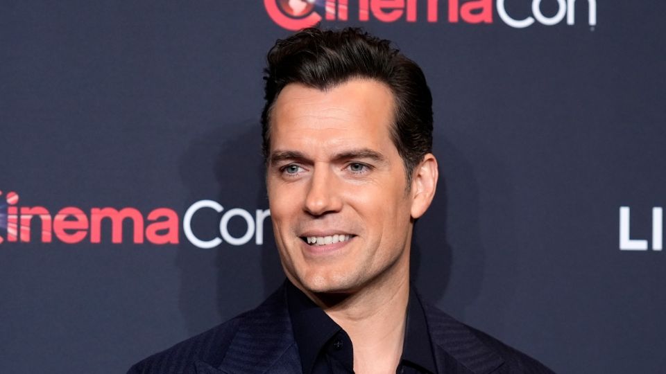 Henry Cavill será papá, así fue la peculiar manera como lo anunció