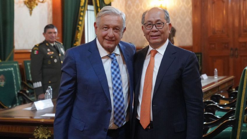 AMLO se reúne con delegación comercial de China