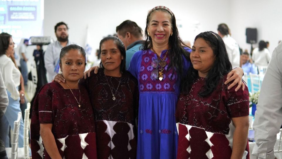 La perredista Olga Luz Espinosa, candidata de la oposición en Chiapas.