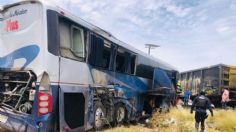 VIDEO: tren embiste a autobús de pasajeros en Sinaloa y deja varios heridos