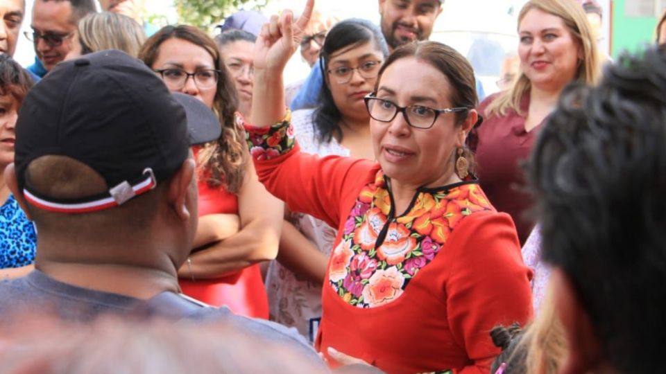 Azucena Cisneros Coss es la candidata al municipio de Ecatepec por el partido Morena.