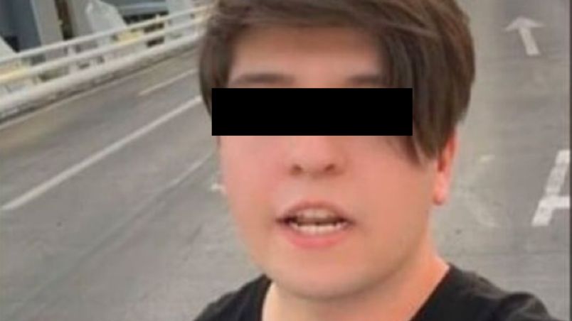 El influencer fue detenido por golpear a una mujer.