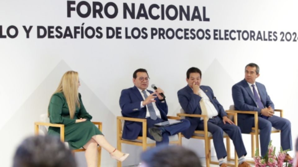 Resaltó la solidez y legitimidad del Tribunal Electoral del Poder Judicial de la Federación (TEPJF) para fortalecer la democracia mexicana.