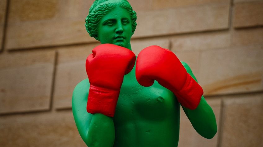 FOTOS | Juegos Olímpicos París 2024: Presentan 6 versiones multicolores de la Venus de Milo