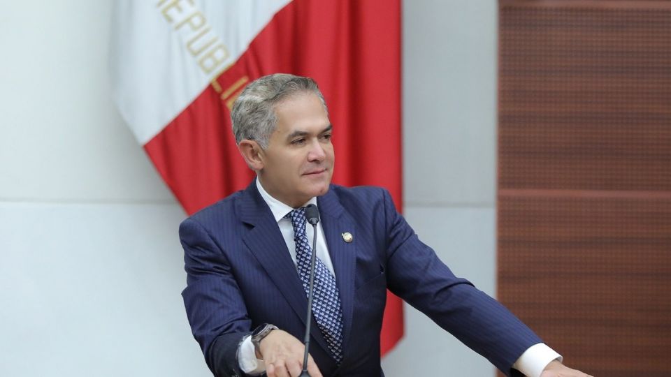 Senador del PRD, Miguel Angel Mancera.