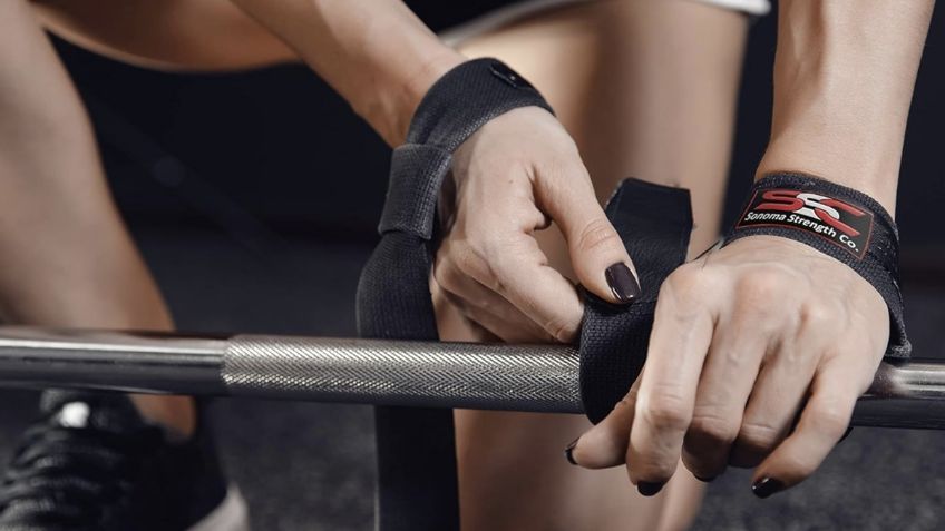 Straps: ¿son buenas o malas estas correas para levantas más peso en el gimnasio?