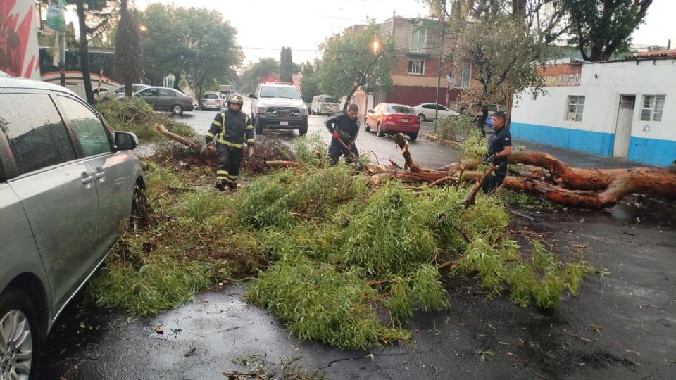 Comenzaron las afectaciones por lluvias en CDMX