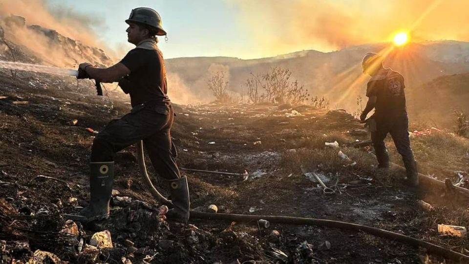 Incendio en relleno sanitario