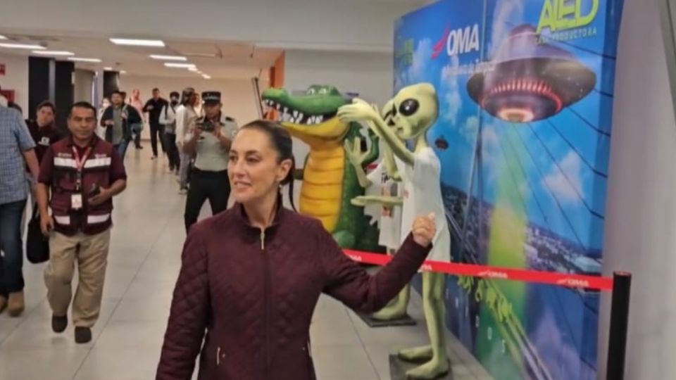 Claudia Sheinbaum, candidata presidencial, llega al Aeropuerto Internacional de Tampico, Tamaulipas.