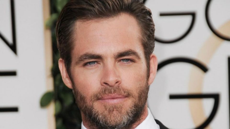 Chris Pine renovó su imagen y recibió comentarios  negativos.