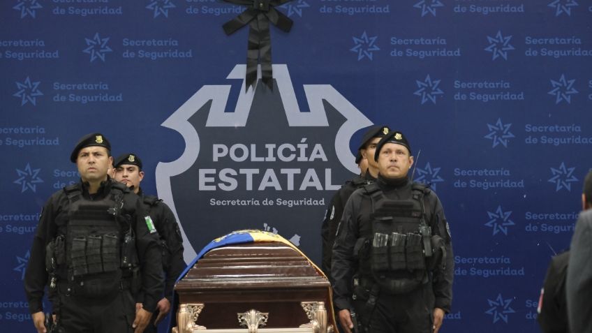 Rinden homenaje póstumo al comisario Gerardo Insúa, quien fue asesinado el sábado