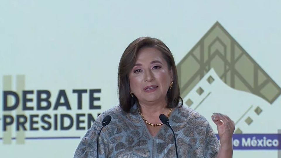 Xóchitl Gálvez, candidata de la coalición PRI-PAN y PRD, durante el segundo debate presidencial.