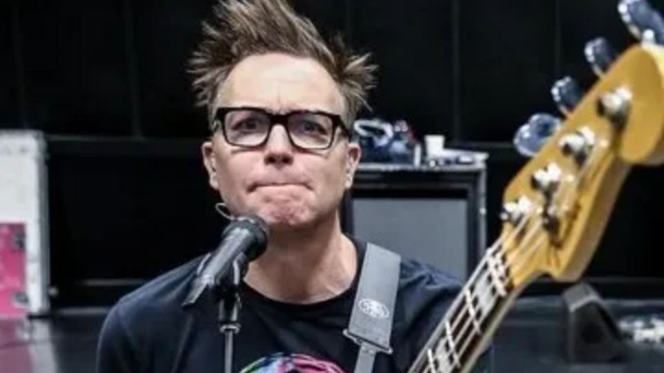 Mark Hoppus quién fue diagnosticado con cáncer hace unos años no podrá tocsr con Blink-182