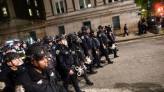 Policías entran a la Universidad de Columbia para dispersar a los manifestantes en pro de Palestina