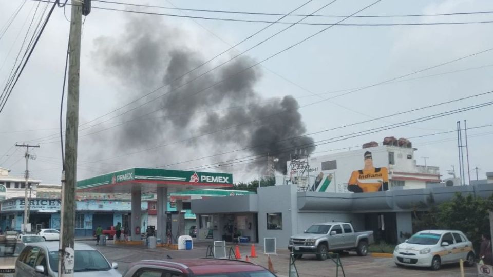 Incendio en instalaciones de CFE Tamaulipas