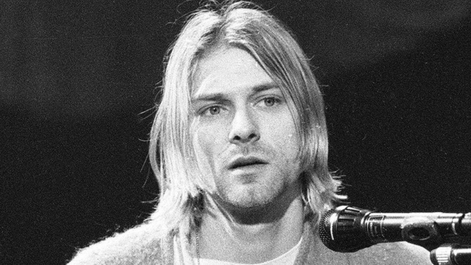 Hija de Kurt Cobain comparte fotos inéditas del cantante a 30 años de su muerte