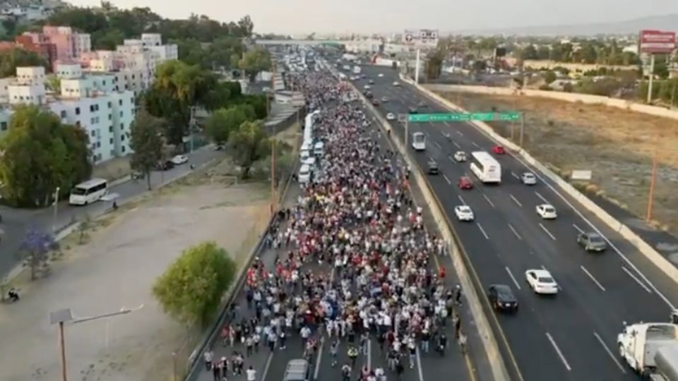 Manifestantes en la México-Pachuca